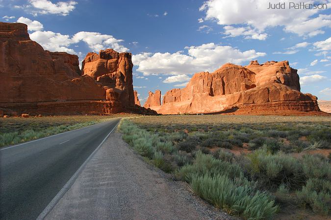 Road into Arches, Arches National Park, Utah, United States